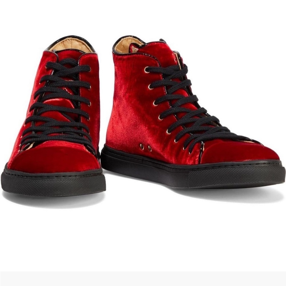 🐾✨ CHARLOTTE OLYMPIA “Purrfect” Red Velvet High-Top Sneakers – Size 8.5 ✨🐾
